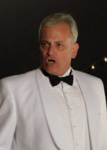 Tom Edmunds - Vocalist